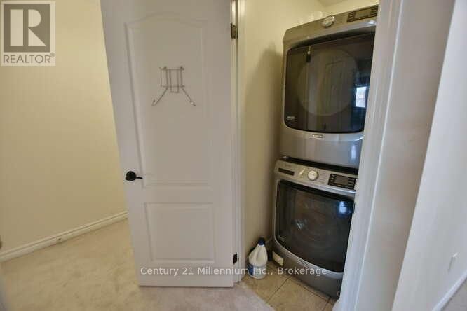 10 BOARDWALK AVENUE Image 32
