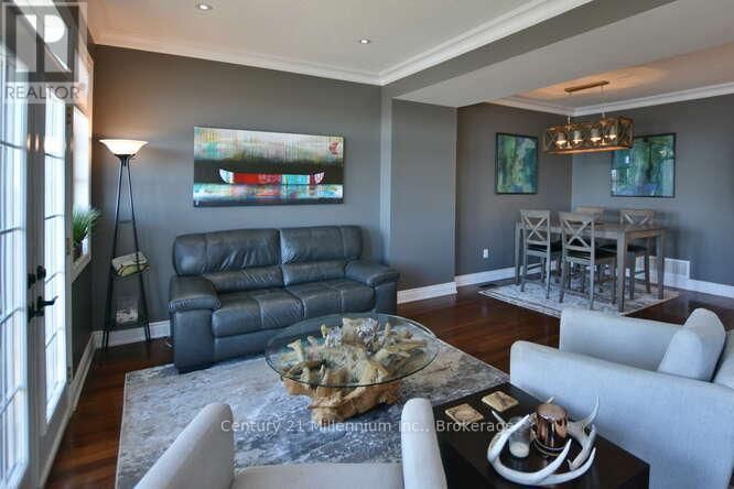 10 BOARDWALK AVENUE Image 8