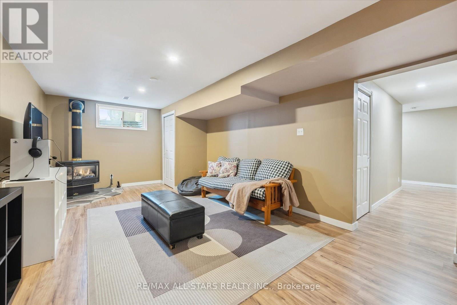 20 MCFADDEN DRIVE Image 35