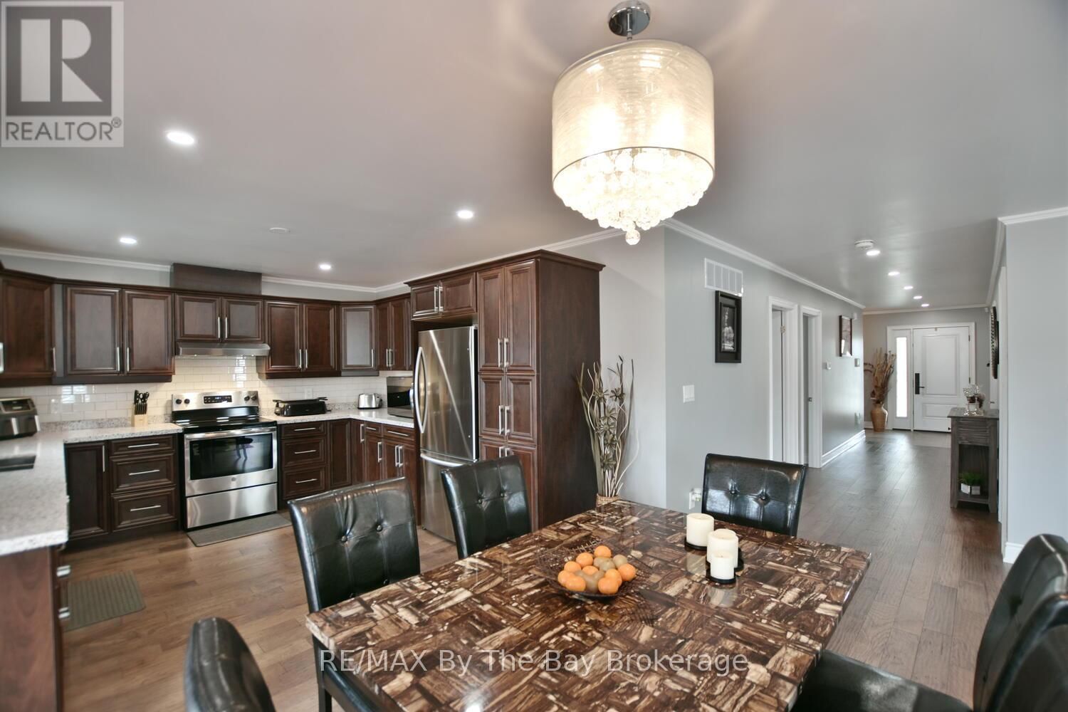 104 61ST STREET SOUTH Image 11