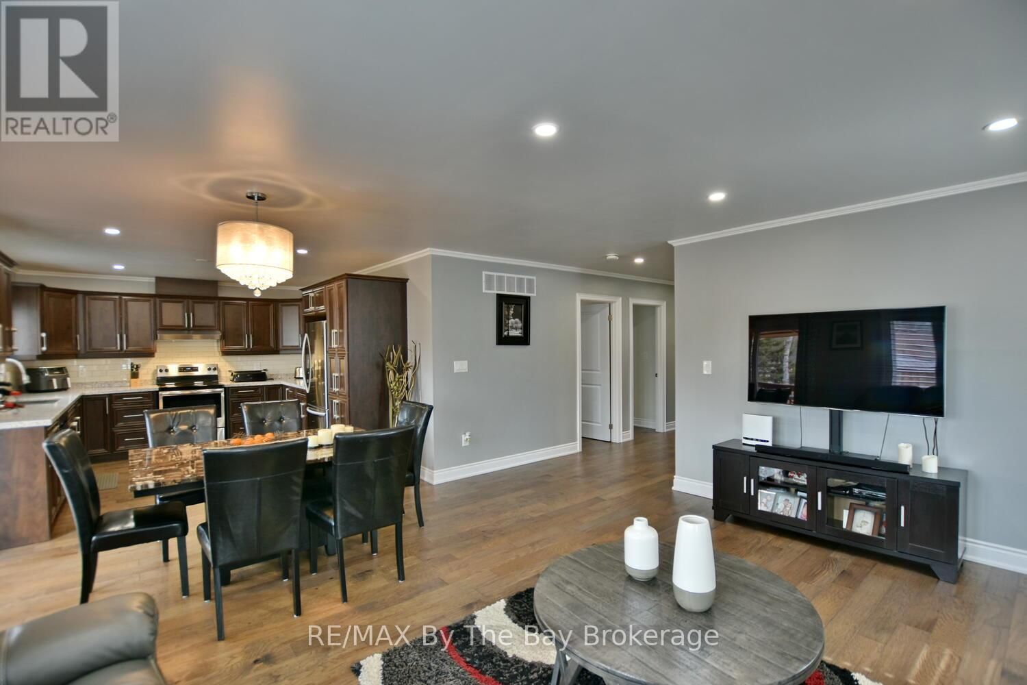 104 61ST STREET SOUTH Image 18
