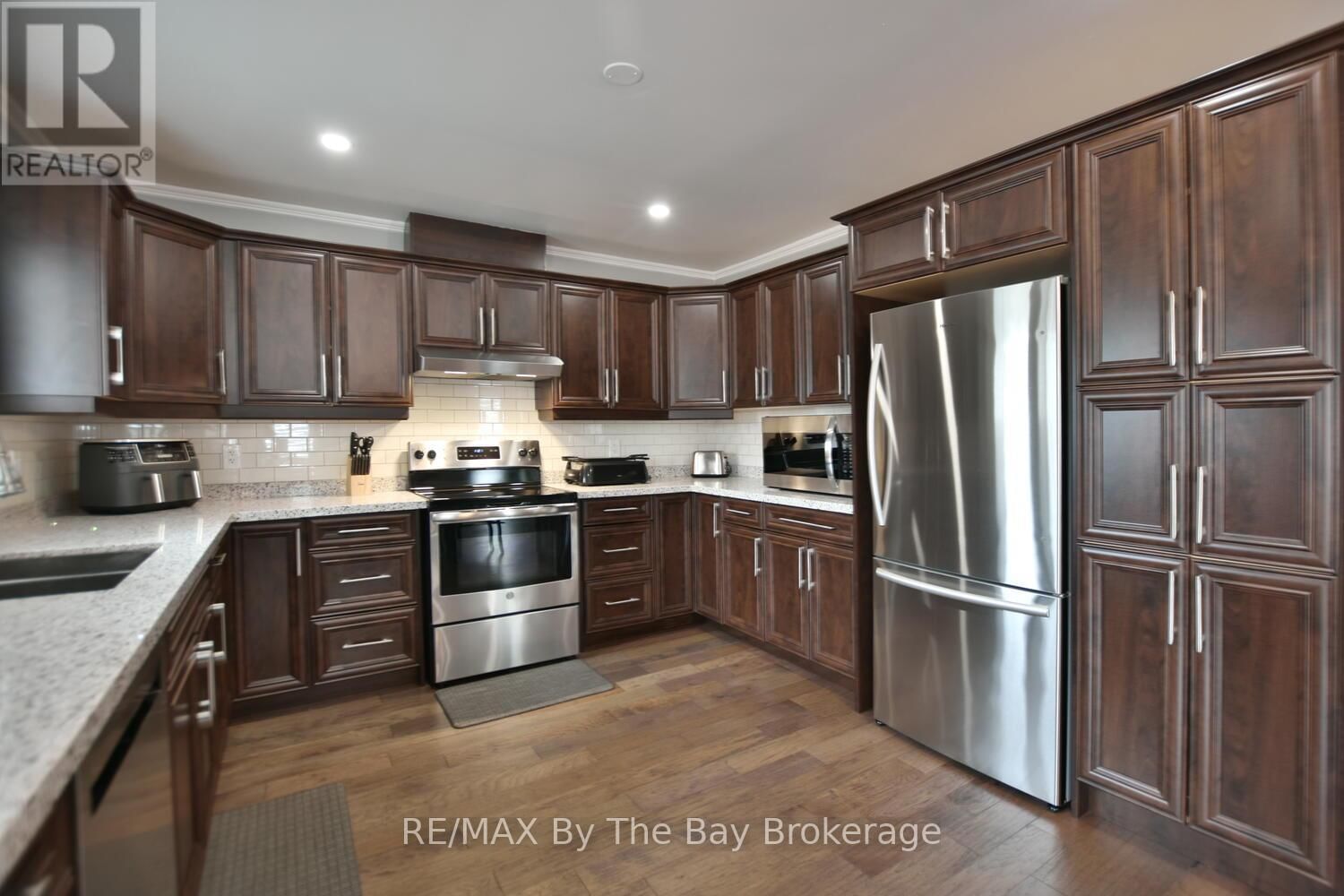 104 61ST STREET SOUTH Image 21