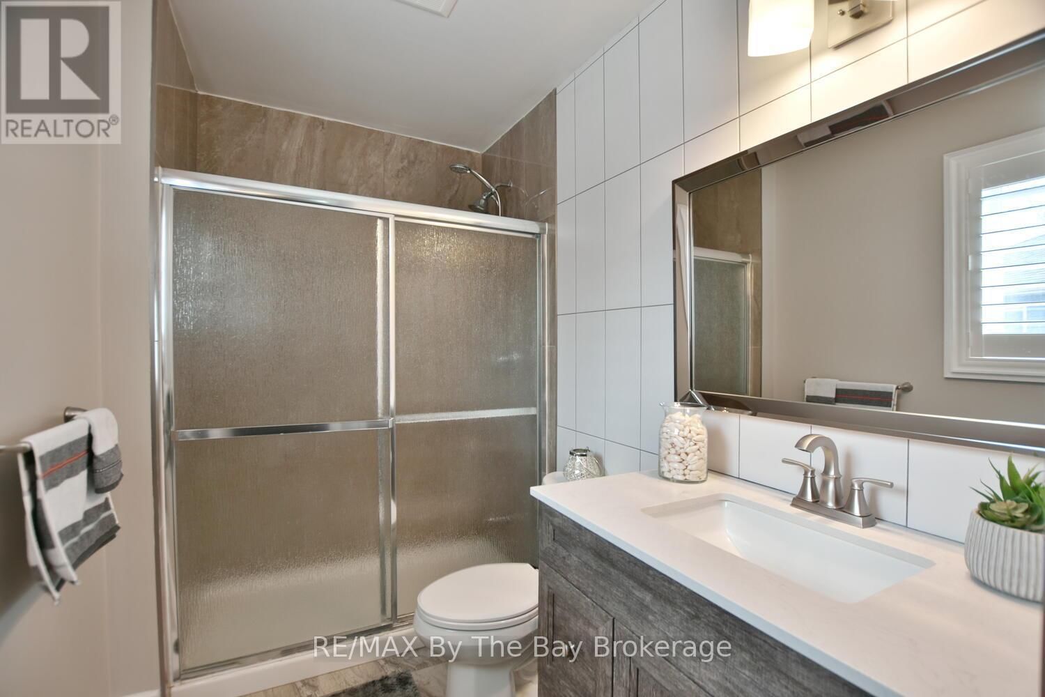 104 61ST STREET SOUTH Image 26