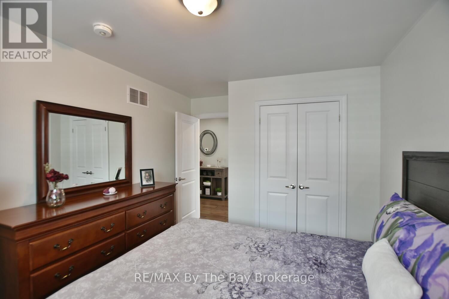 104 61ST STREET SOUTH Image 31