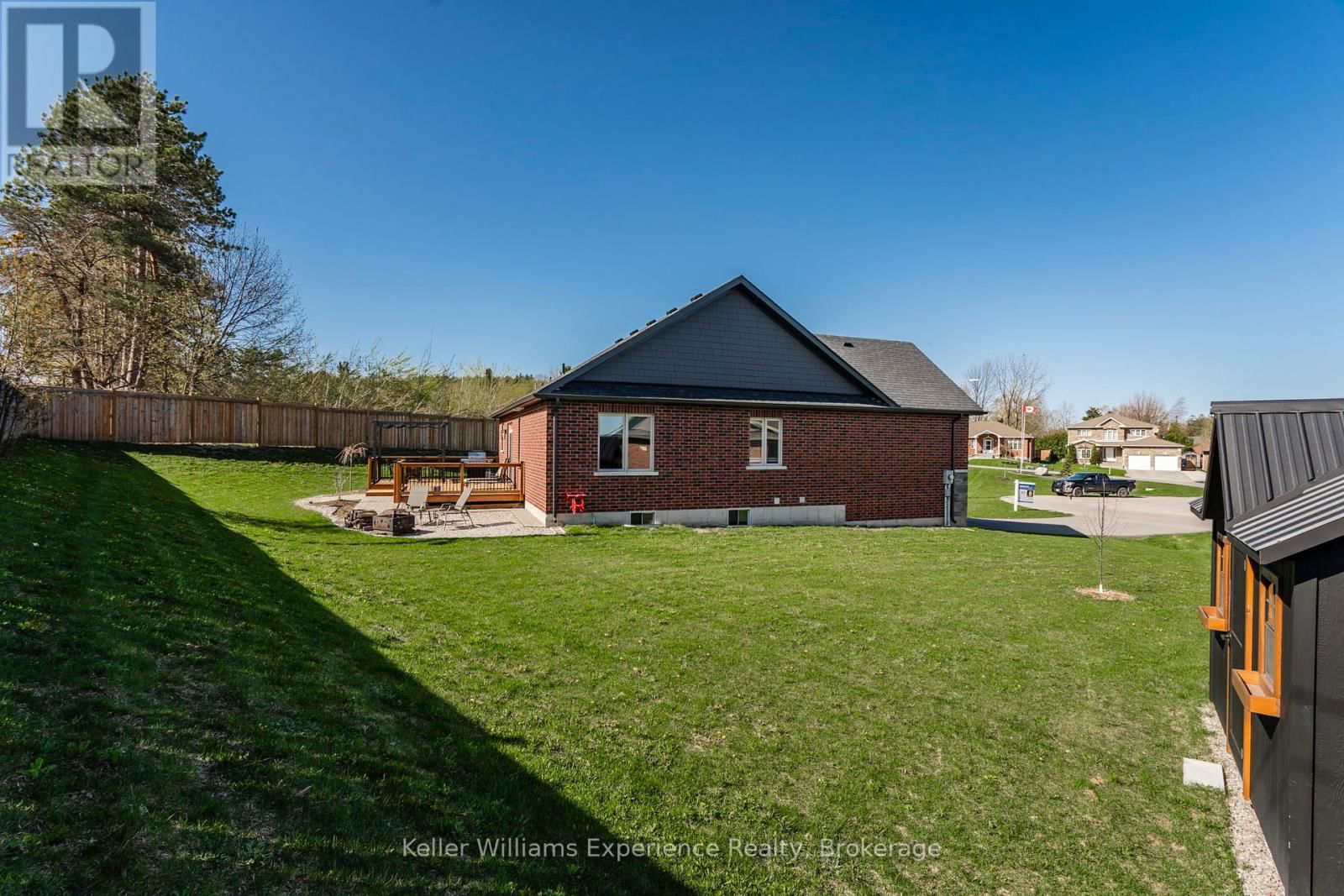 939 STOLLAR PLACE Image 25