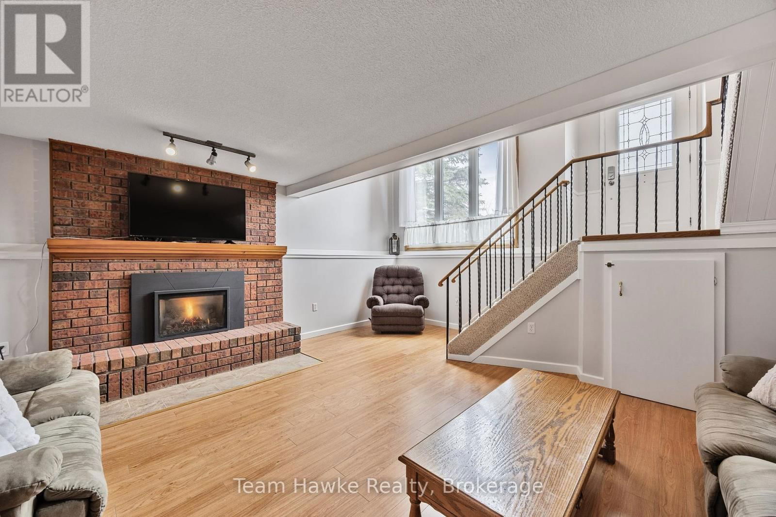 707 ALGONQUIN DRIVE Image 32