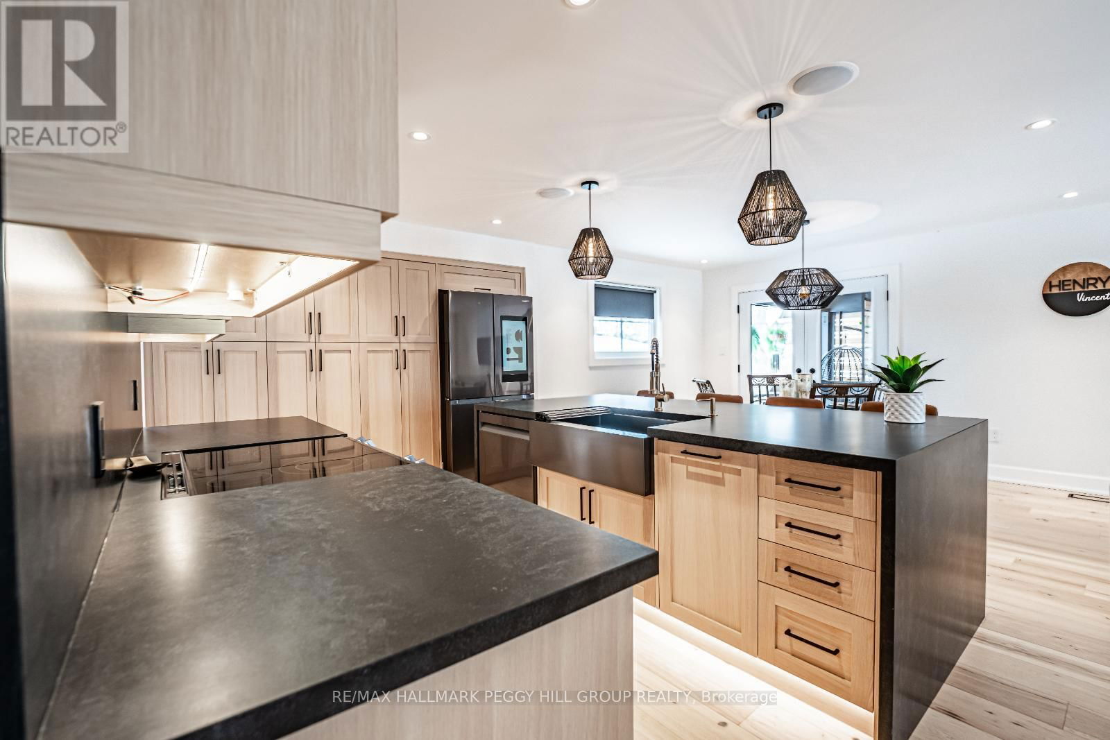 18 DICKSON ROAD Image 11
