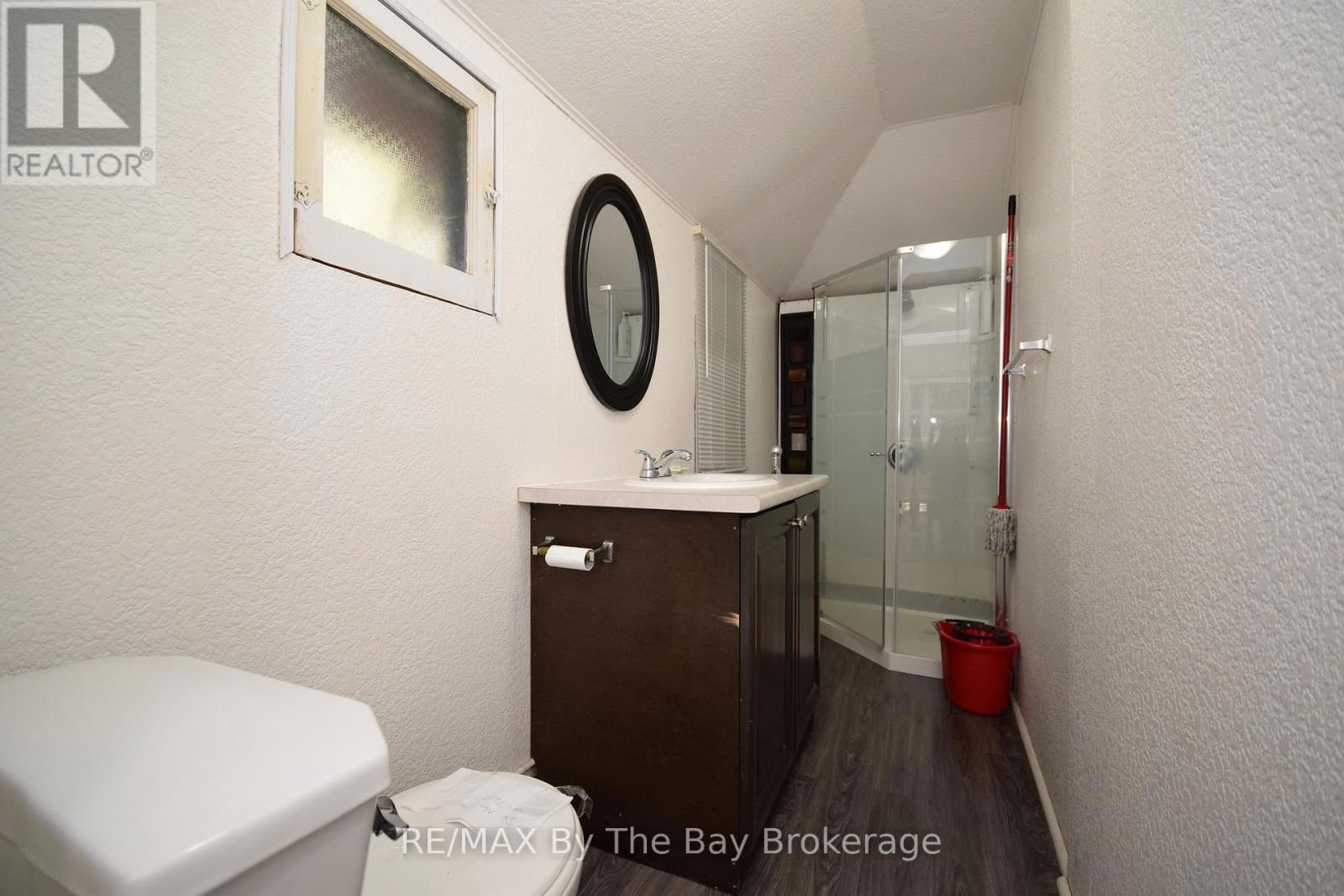 465 BLUEWATER LANE Image 15