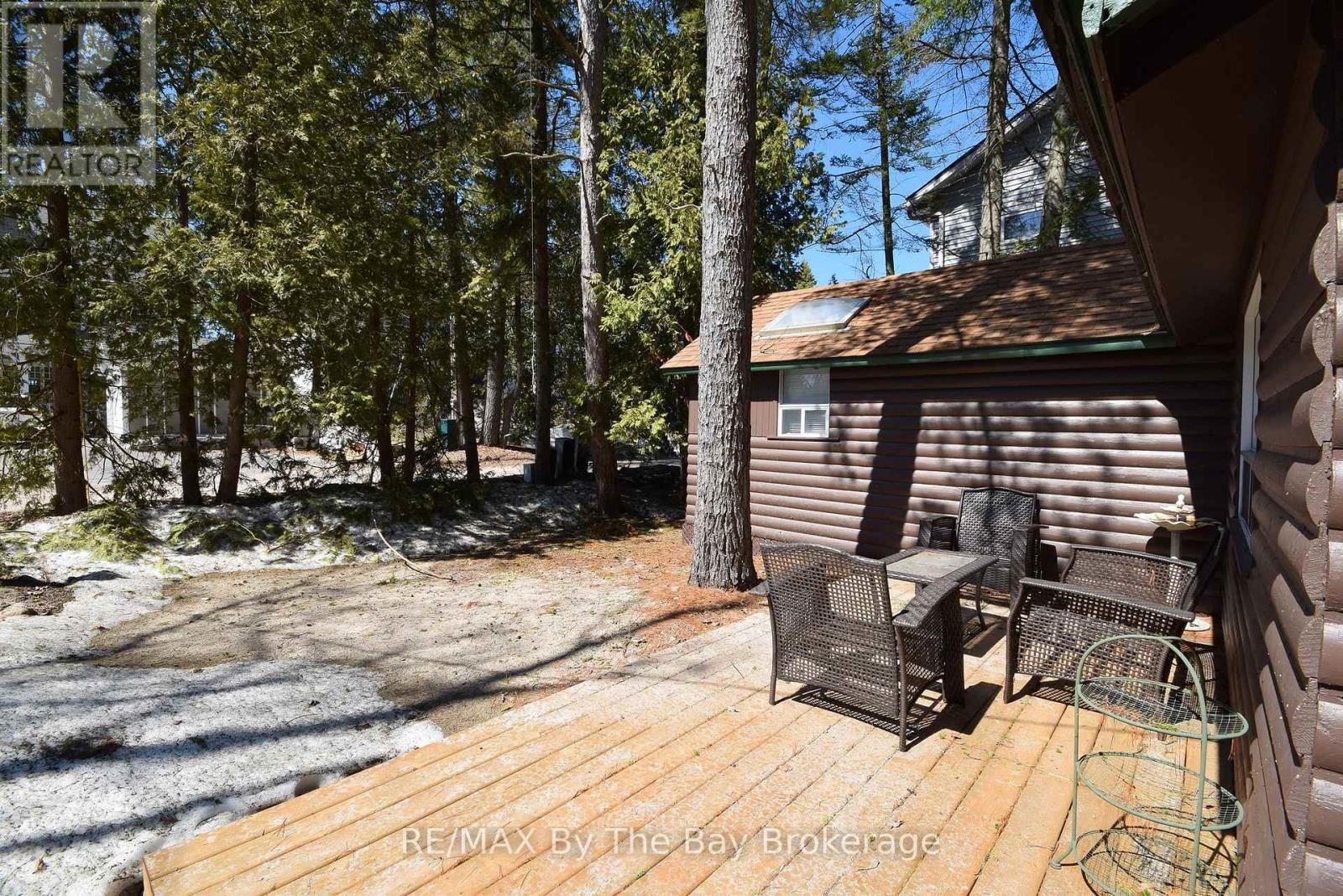 465 BLUEWATER LANE Image 22