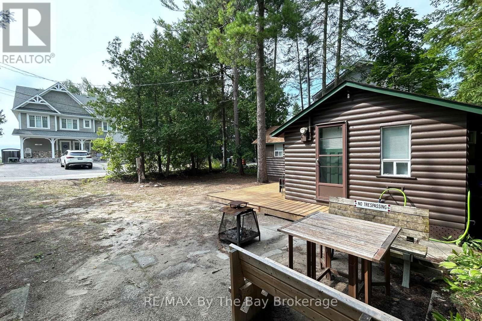 465 BLUEWATER LANE Image 7