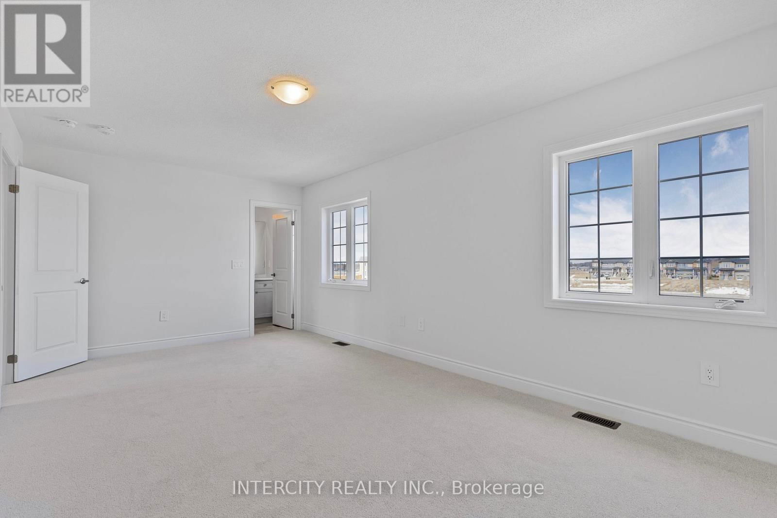 7 AVALON DRIVE Image 23