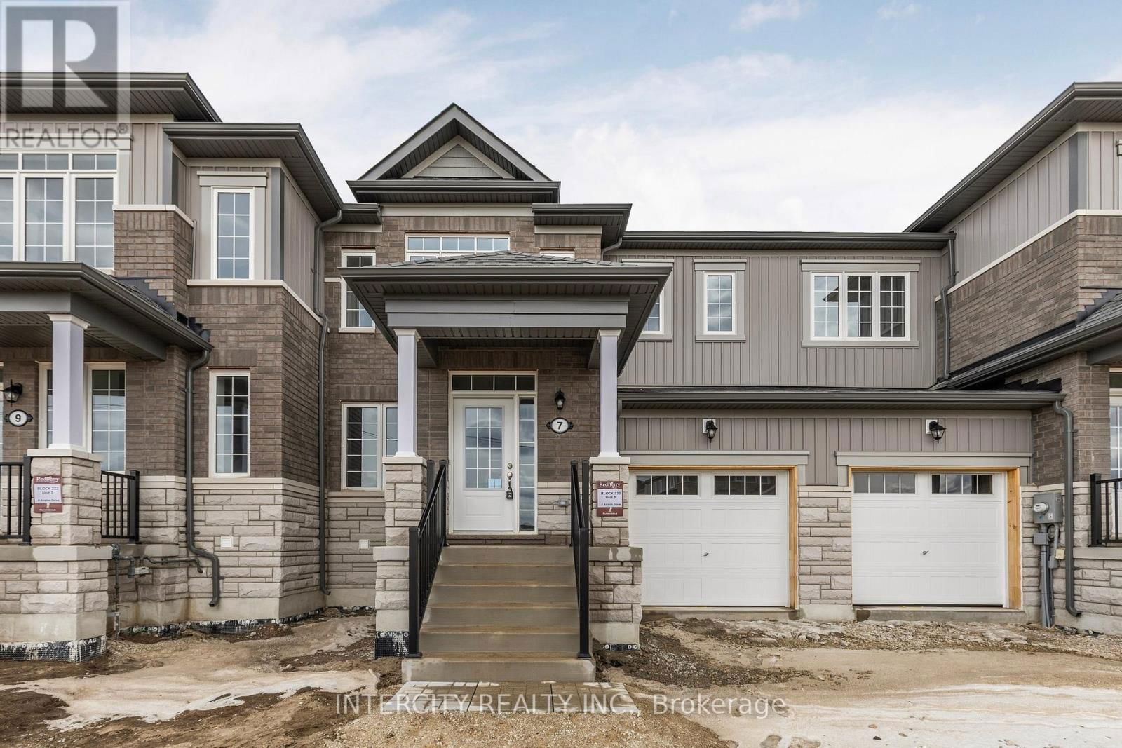 7 AVALON DRIVE Image 5