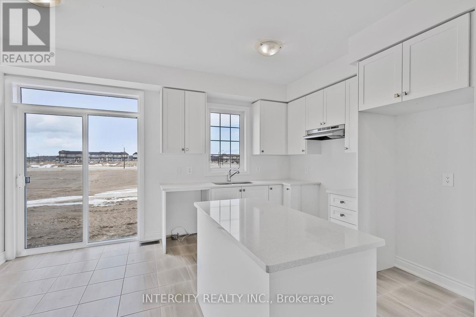 9 AVALON DRIVE Image 14
