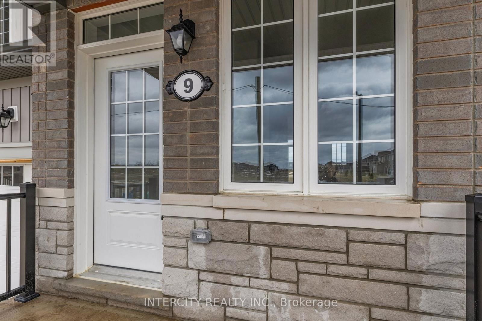 9 AVALON DRIVE Image 5