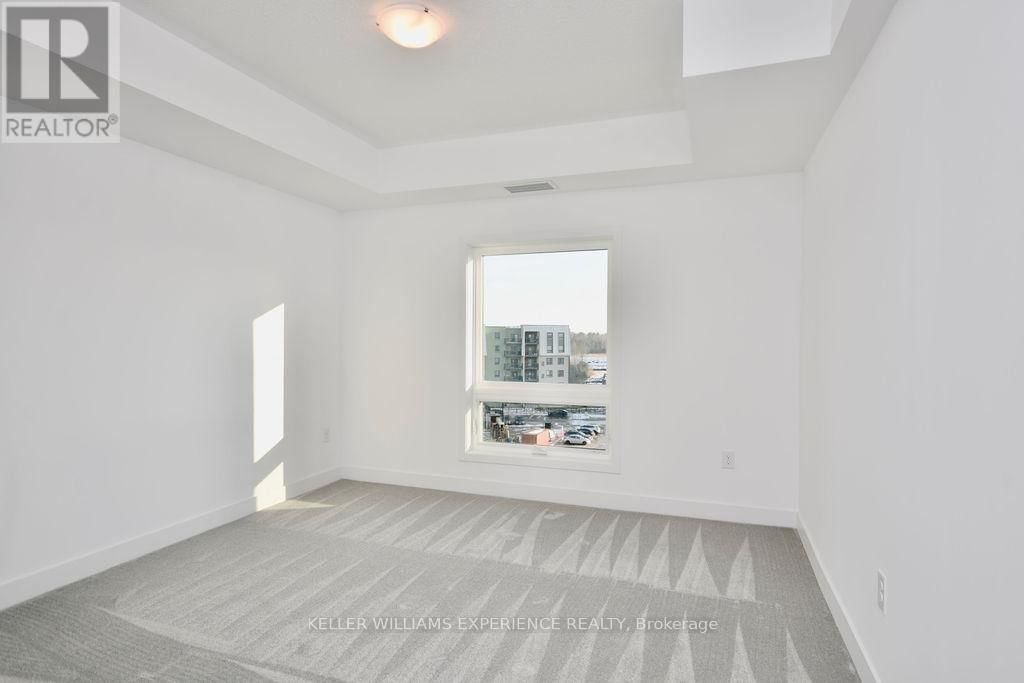 515 - 4 SPICE WAY SOUTH Image 9