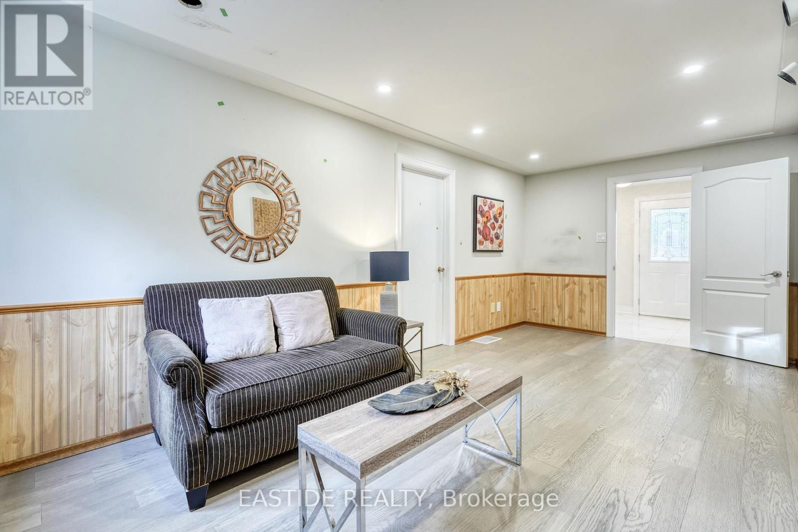 82 MILLER DRIVE Image 23