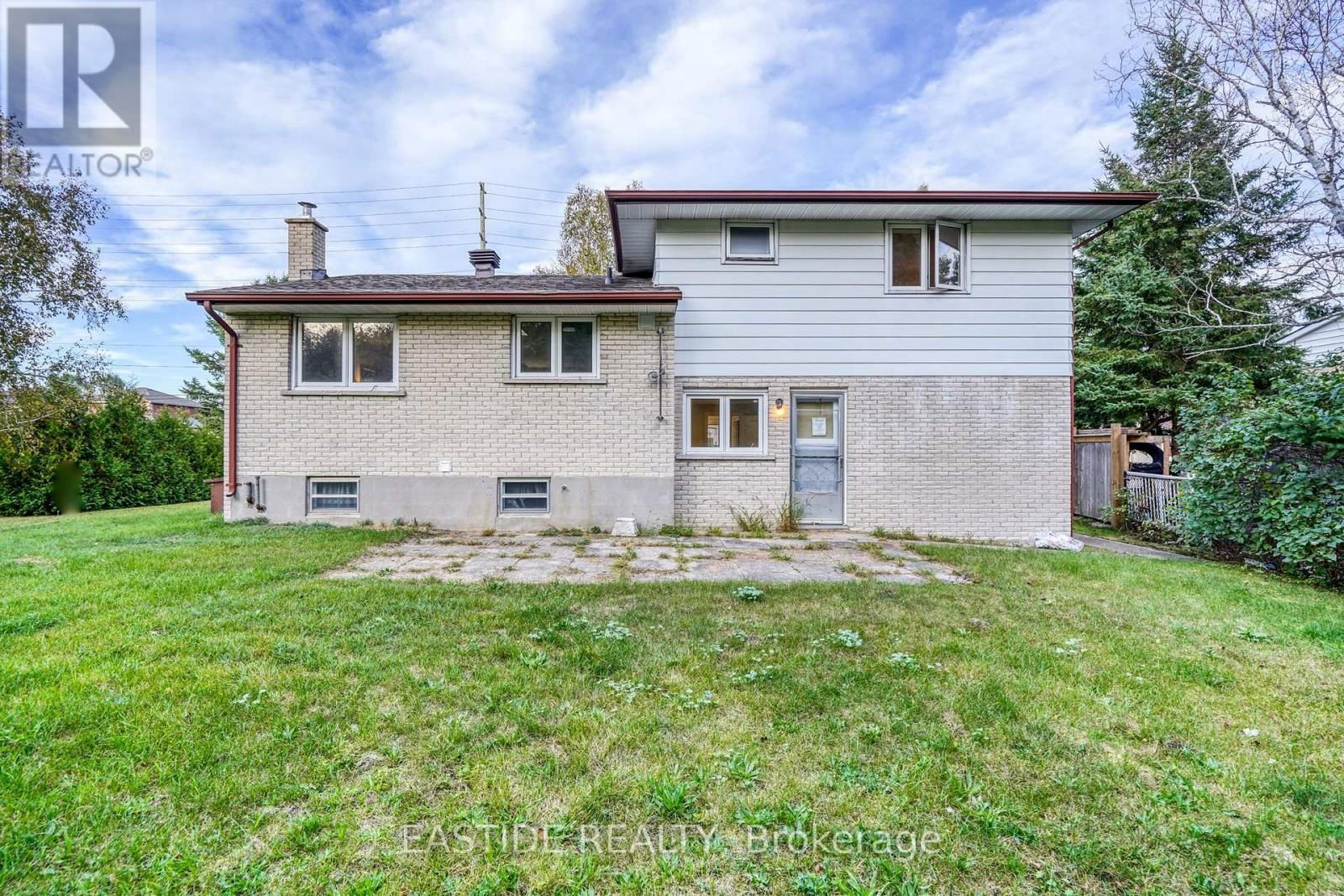 82 MILLER DRIVE Image 30