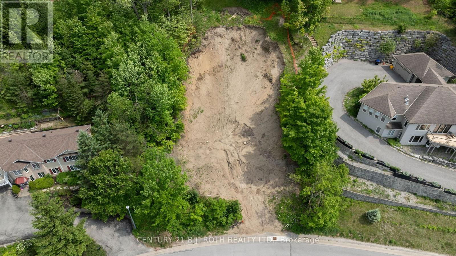 12 VALLEYCREST DRIVE Image 14
