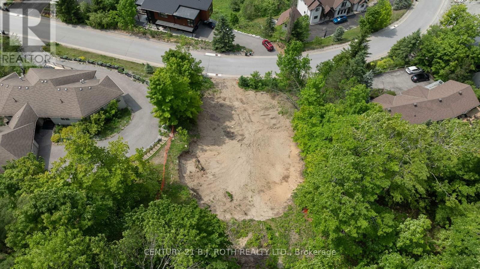12 VALLEYCREST DRIVE Image 15