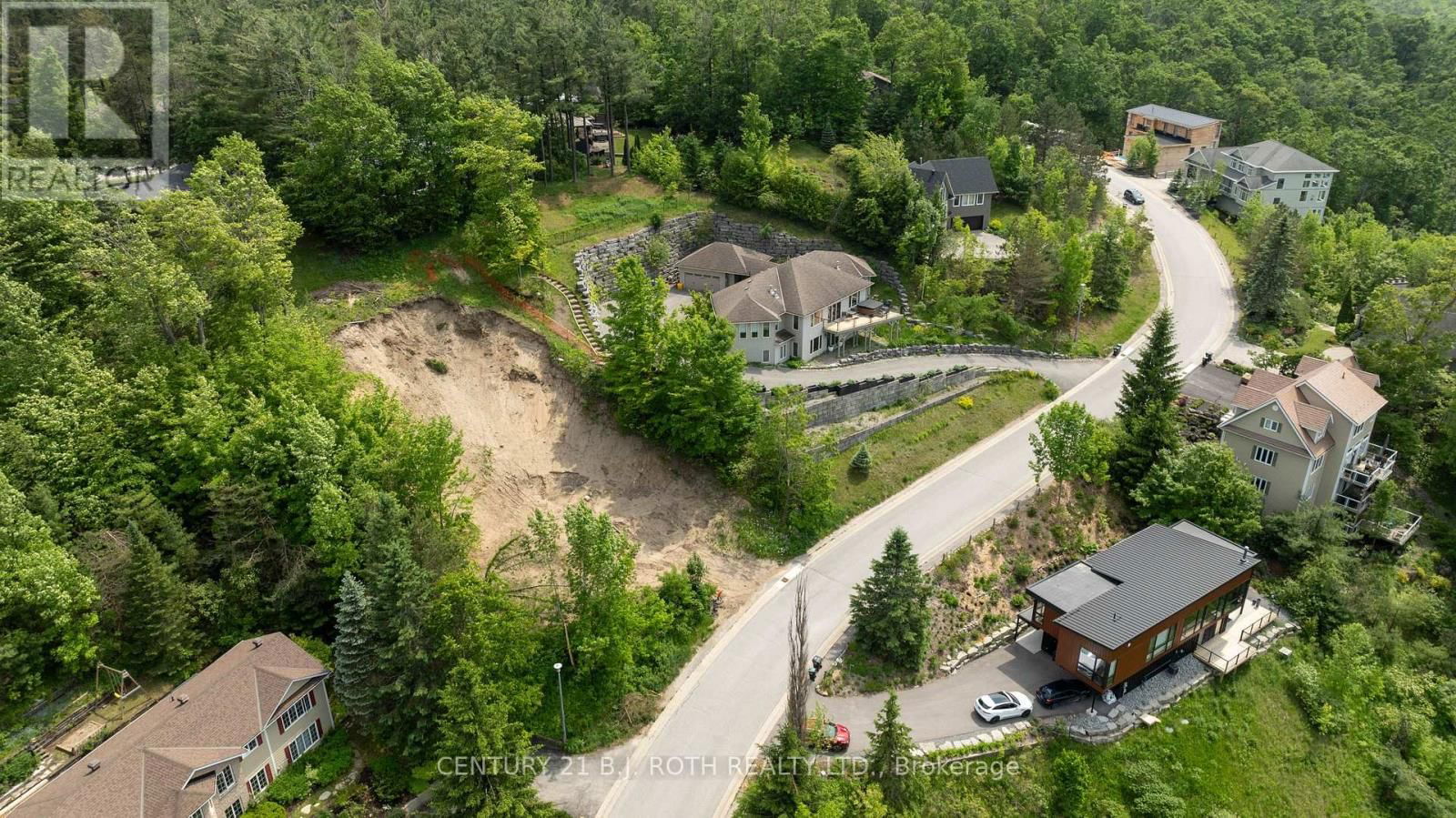 12 VALLEYCREST DRIVE Image 7