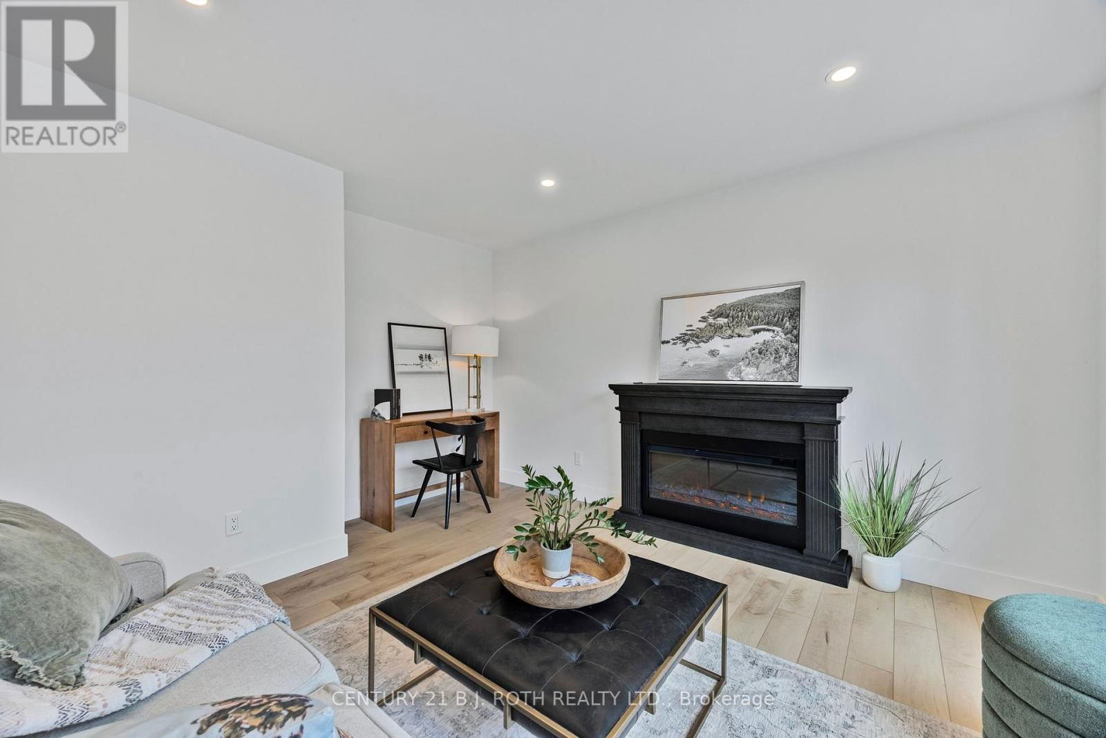 185 SILVER BIRCH CRESCENT Image 11