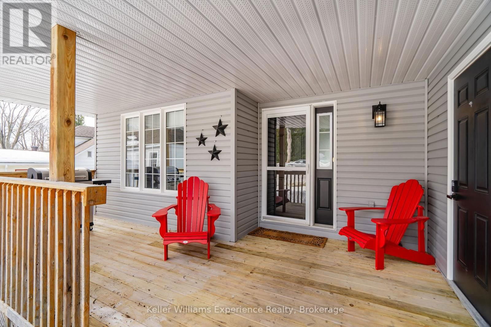 10 CLARENCE AVENUE Image 2