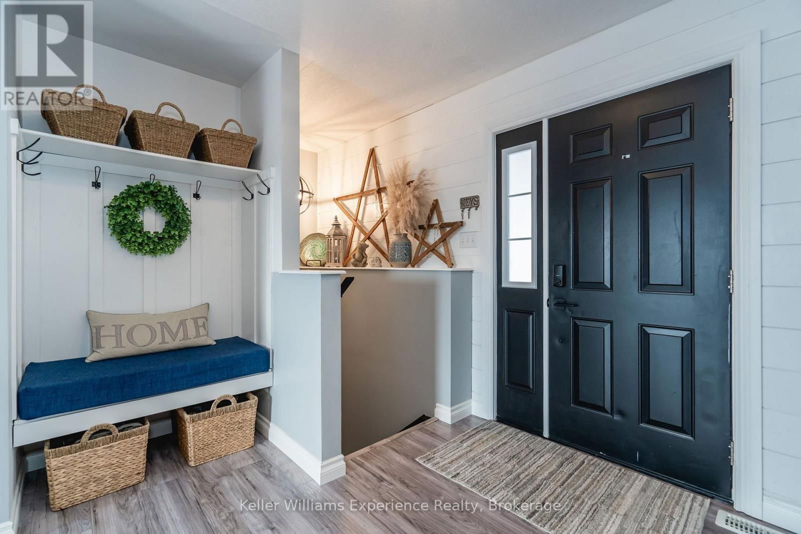 10 CLARENCE AVENUE Image 3