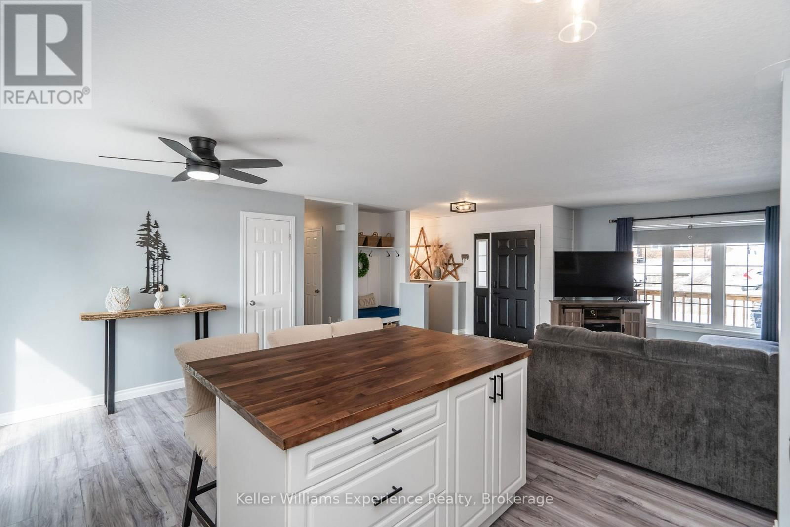 10 CLARENCE AVENUE Image 6