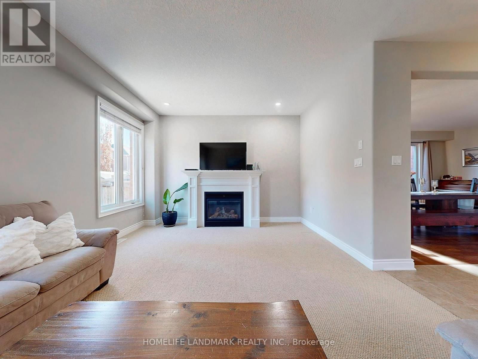 73 GRAIHAWK DRIVE Image 12