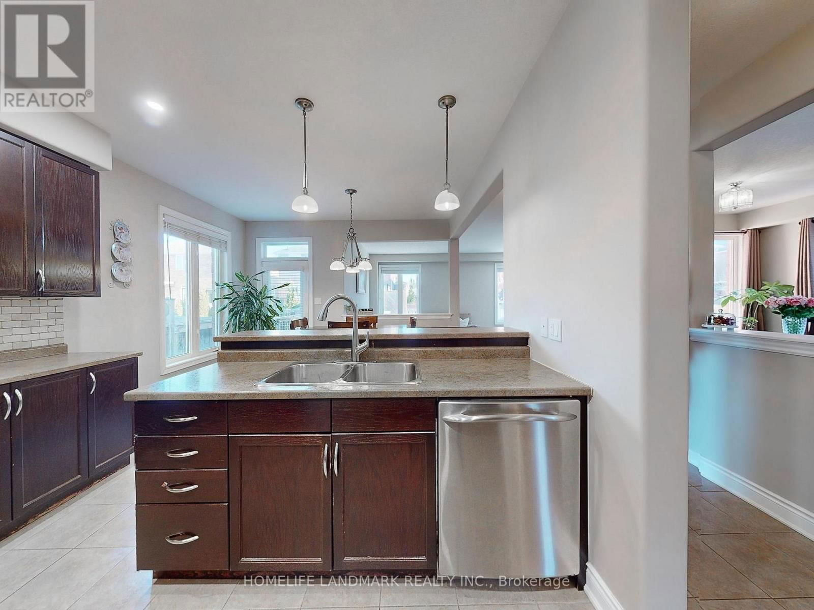 73 GRAIHAWK DRIVE Image 13