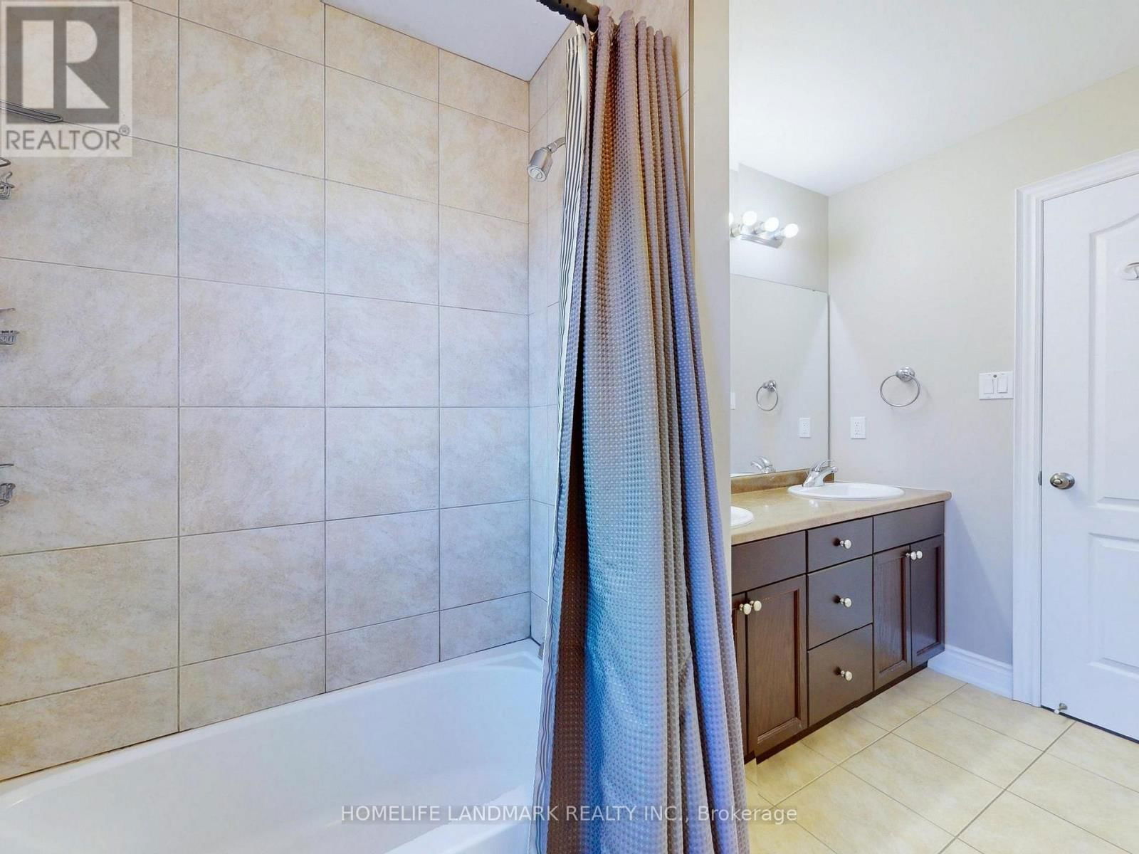 73 GRAIHAWK DRIVE Image 28