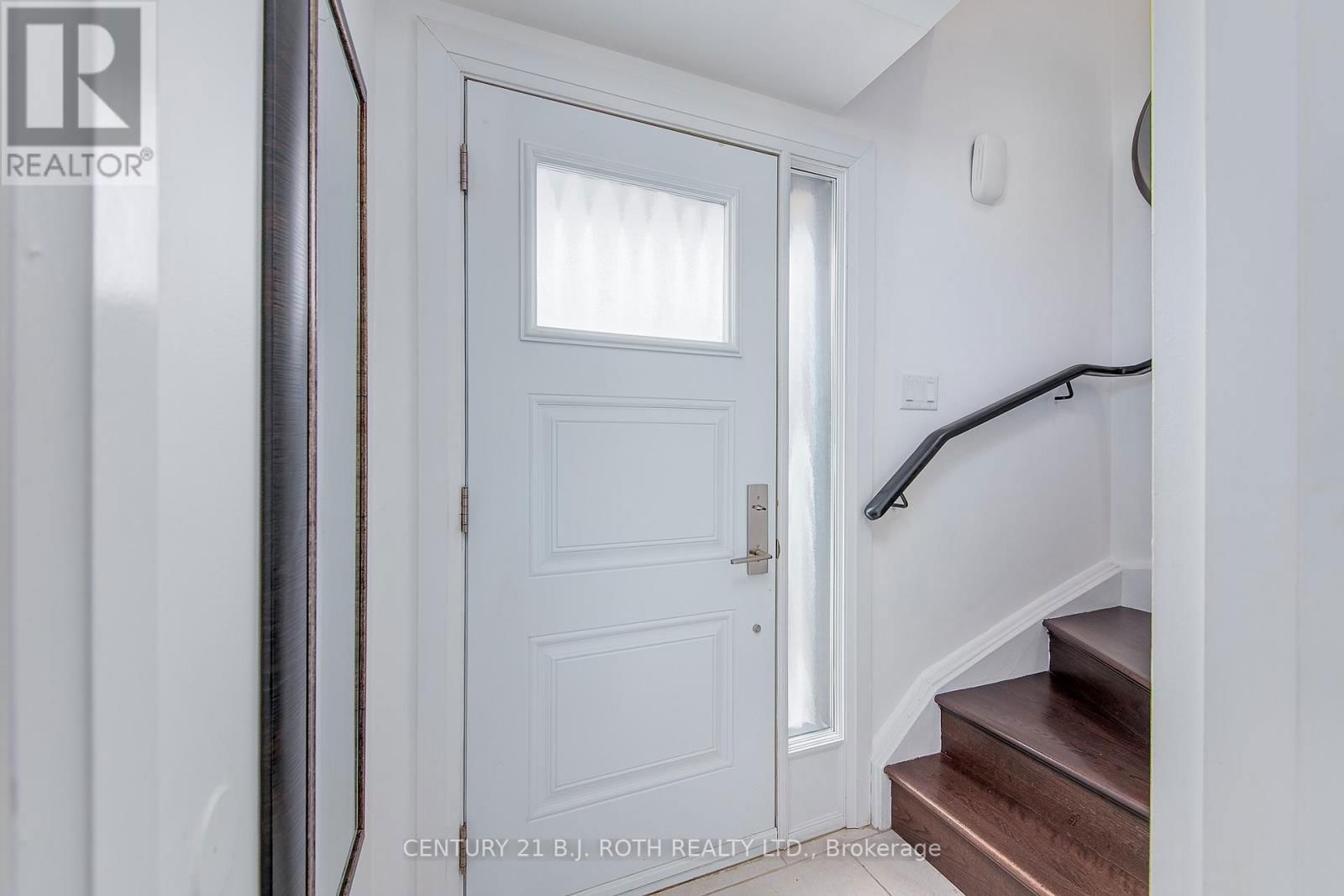 124 BROWN STREET Image 3