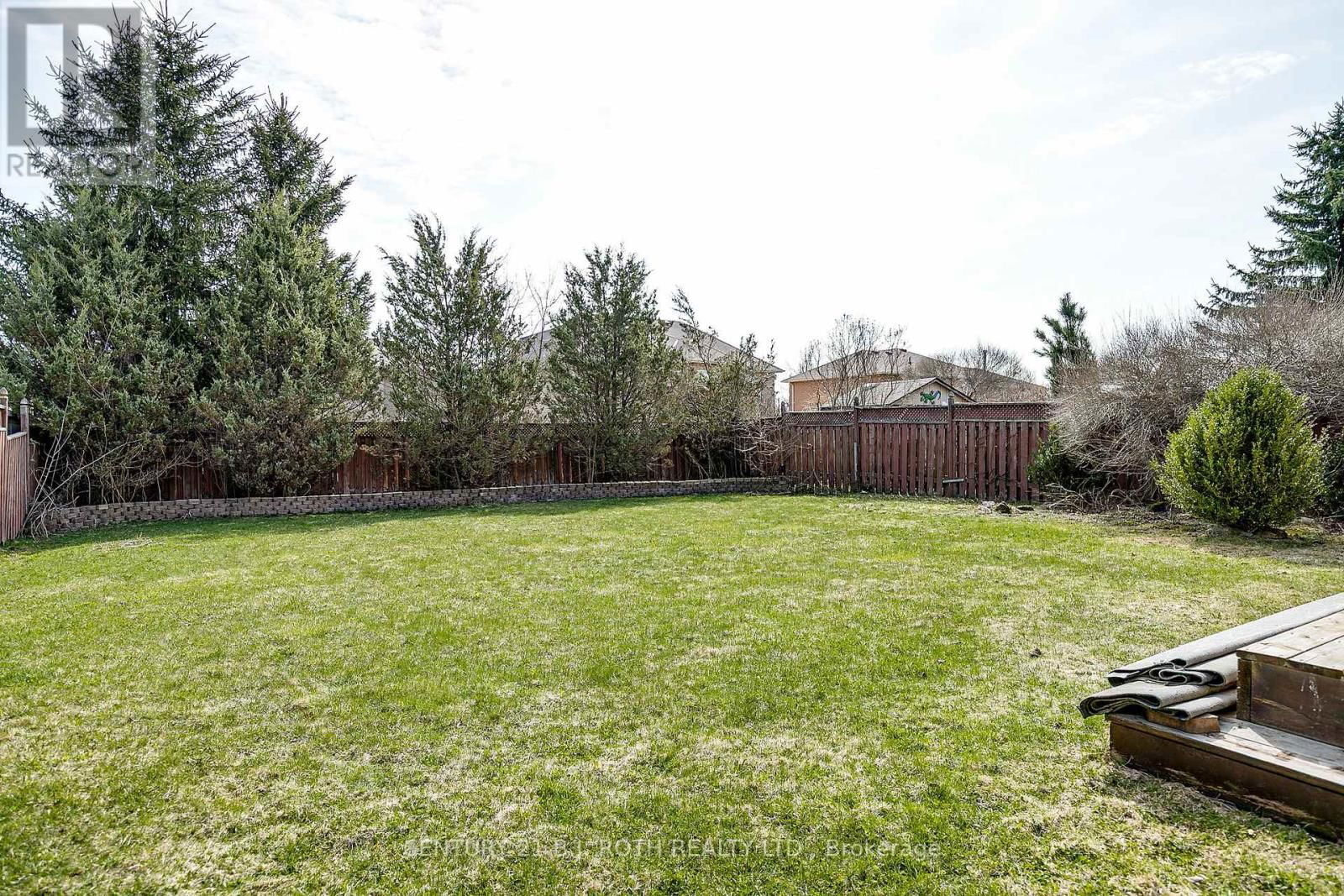 124 BROWN STREET Image 31