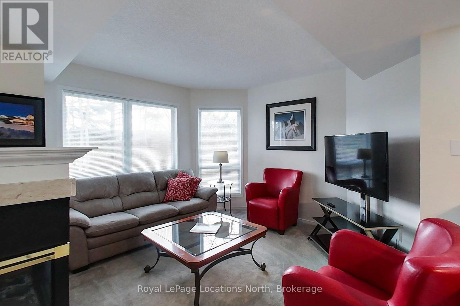 28 BARKER BOULEVARD Image 17