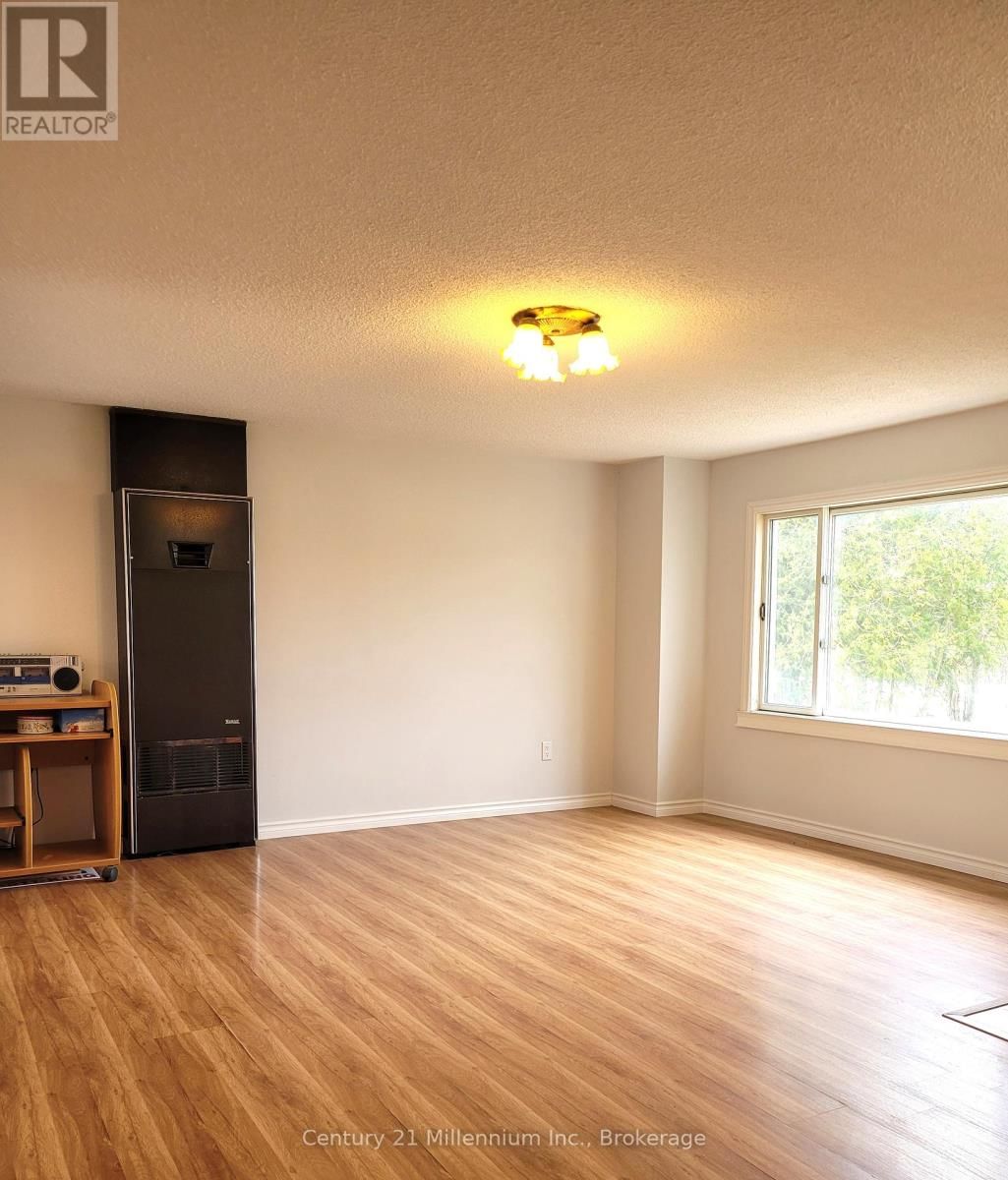 25 AYLING REID COURT Image 12