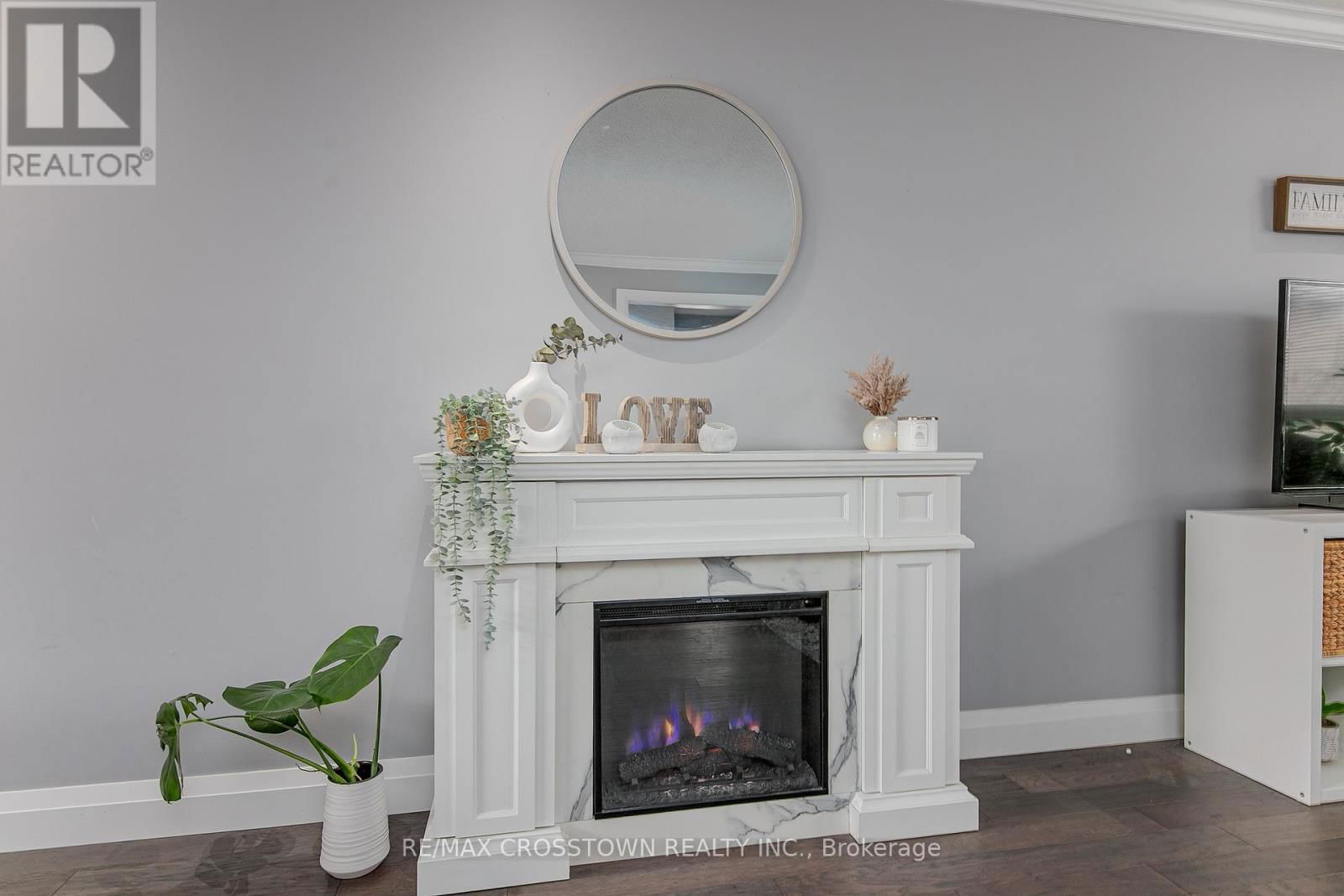 9 PATTERSON PLACE Image 10