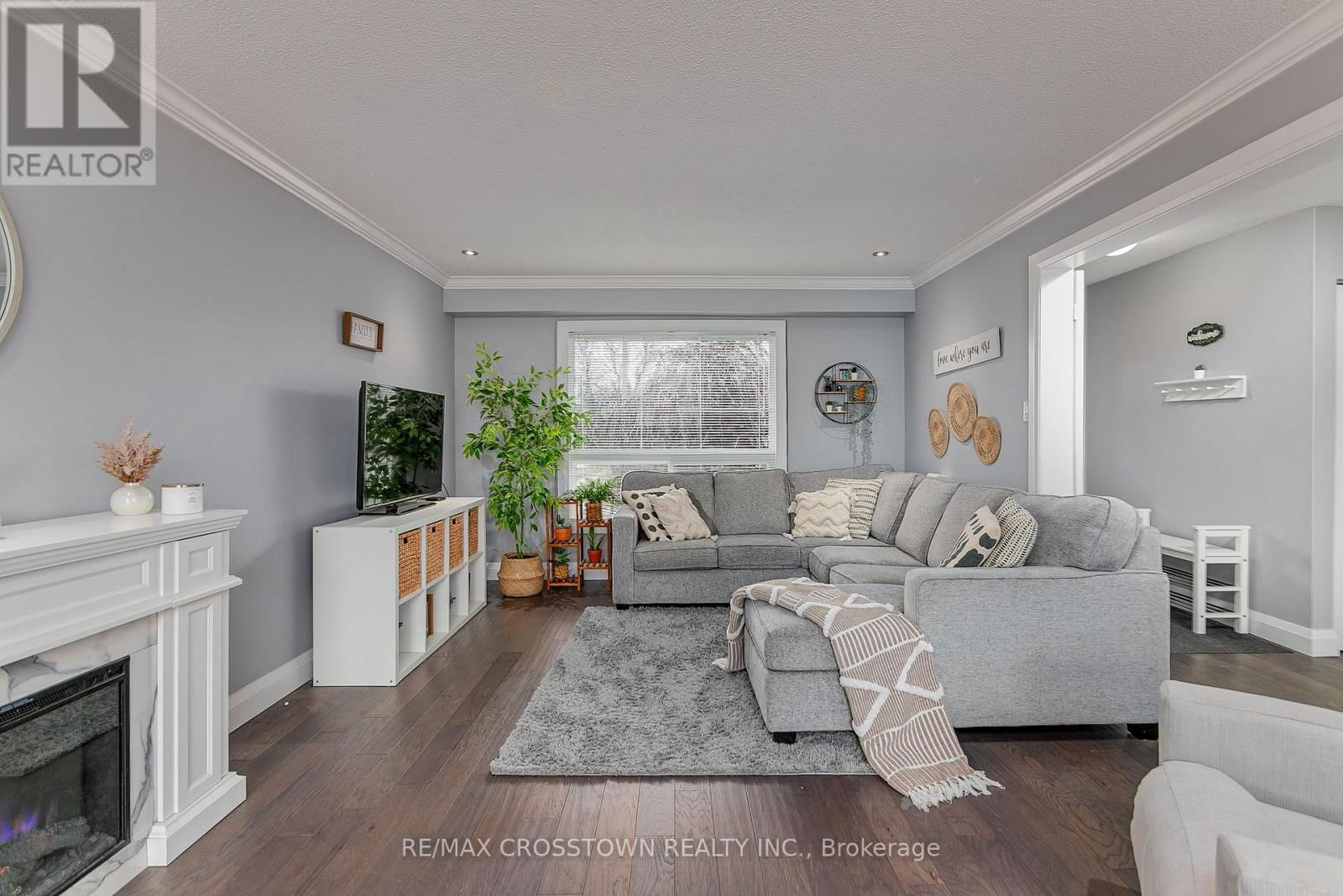 9 PATTERSON PLACE Image 11