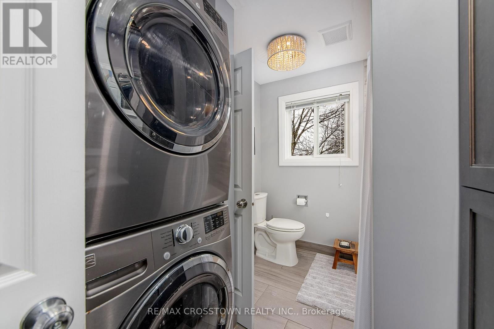 9 PATTERSON PLACE Image 27