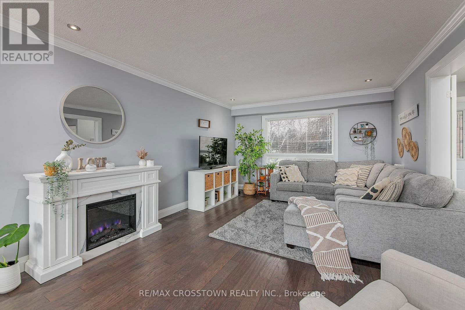 9 PATTERSON PLACE Image 3