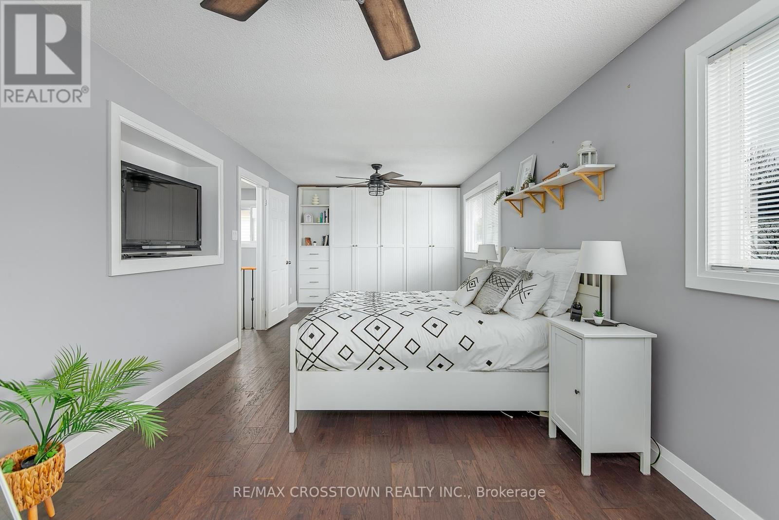 9 PATTERSON PLACE Image 30