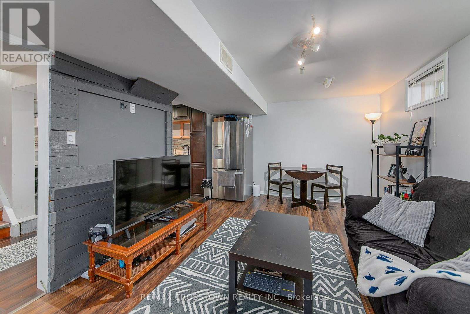 9 PATTERSON PLACE Image 38