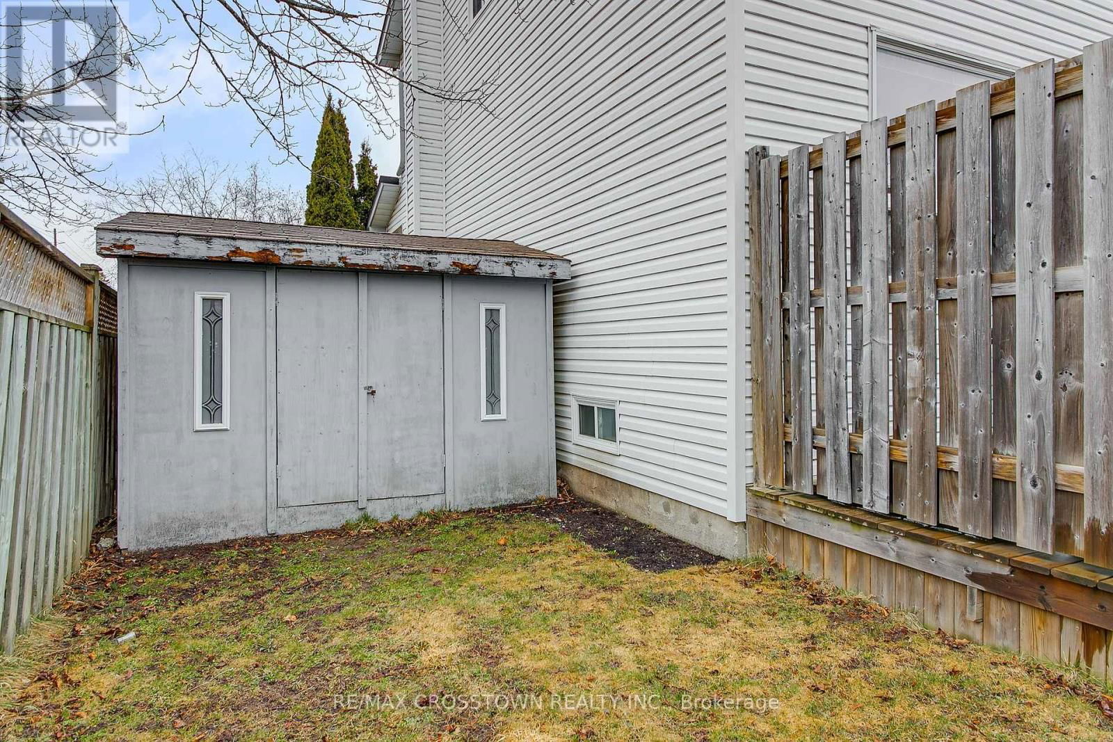 9 PATTERSON PLACE Image 44