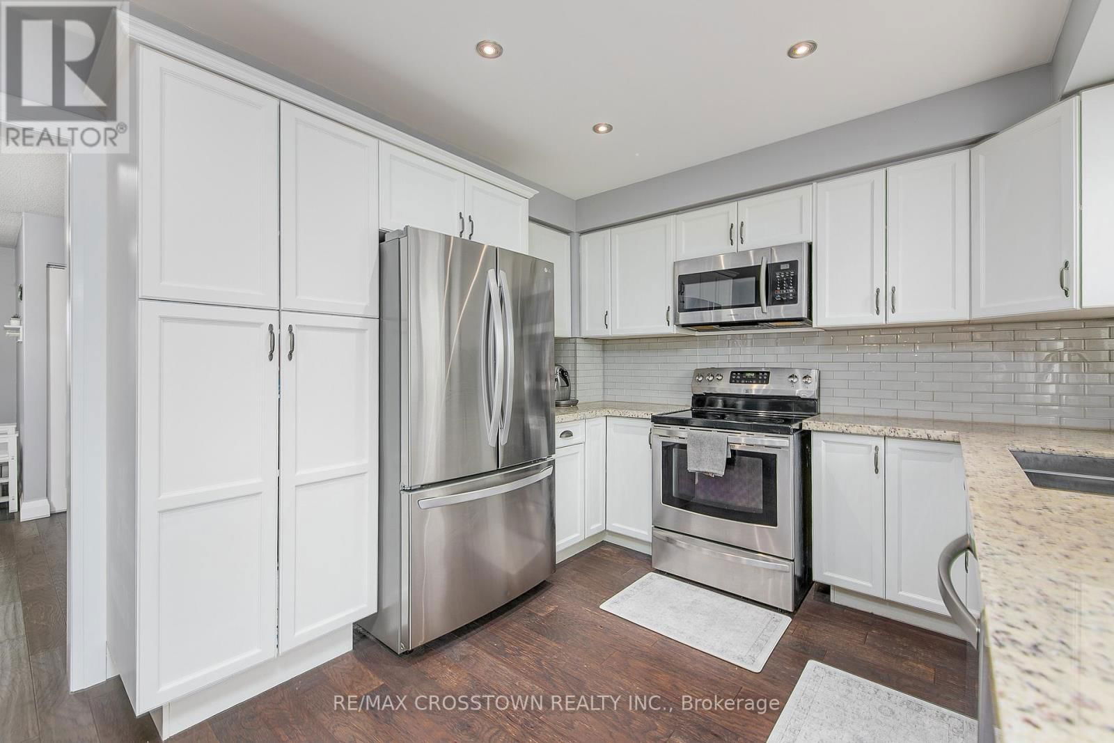 9 PATTERSON PLACE Image 5