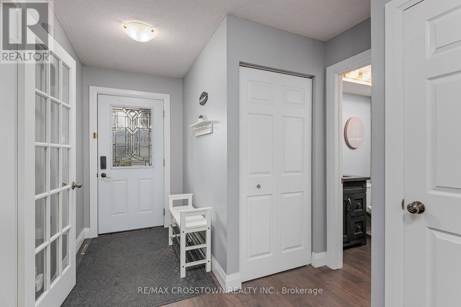 9 PATTERSON PLACE Image 6