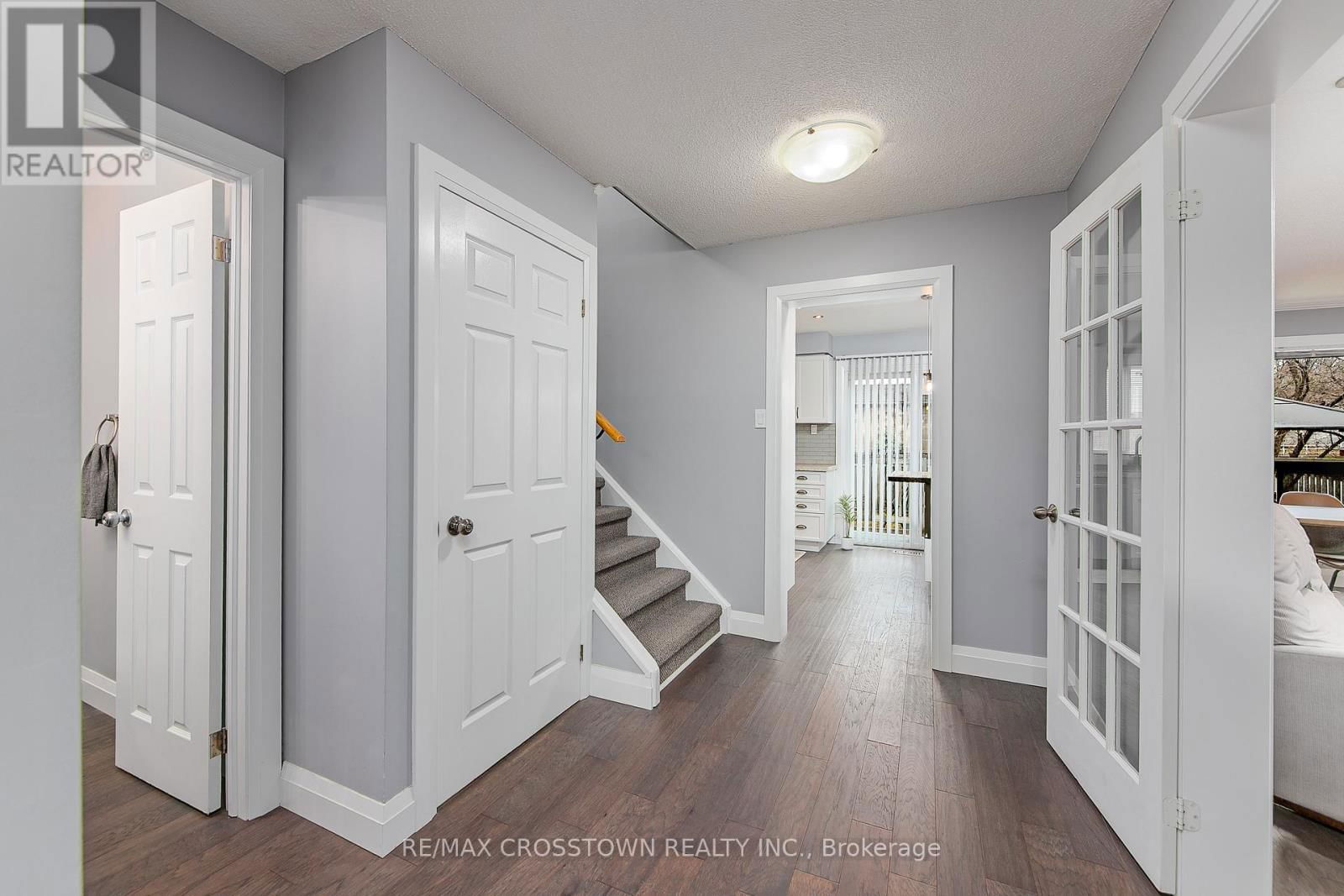 9 PATTERSON PLACE Image 7