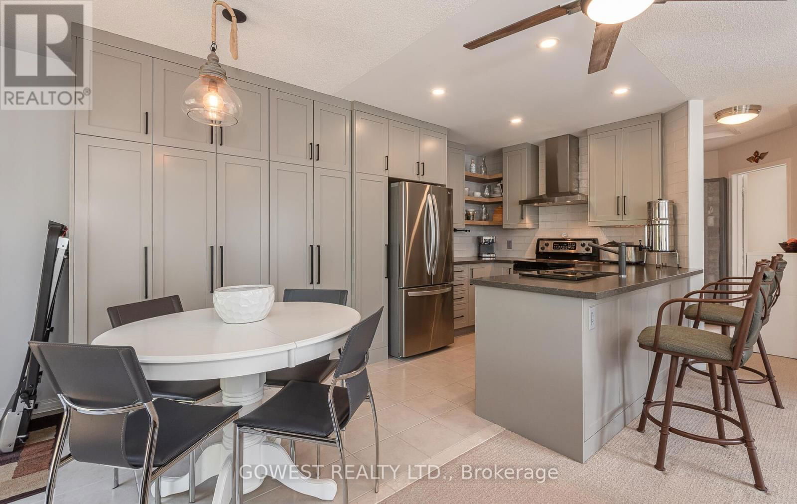 32 VALLEYMEDE COURT Image 10