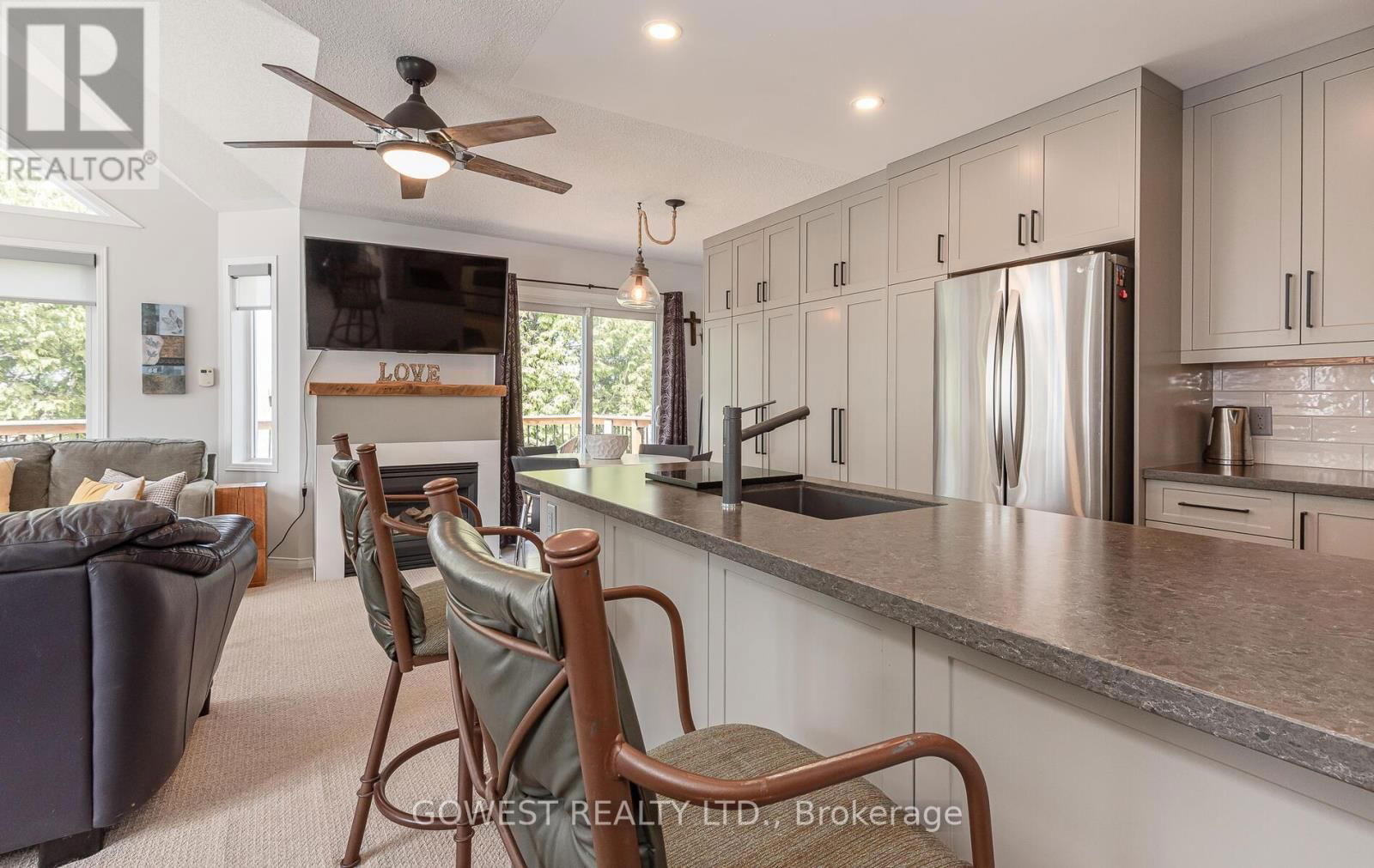 32 VALLEYMEDE COURT Image 13