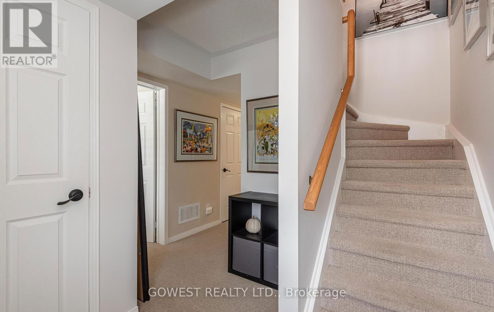 32 VALLEYMEDE COURT Image 7