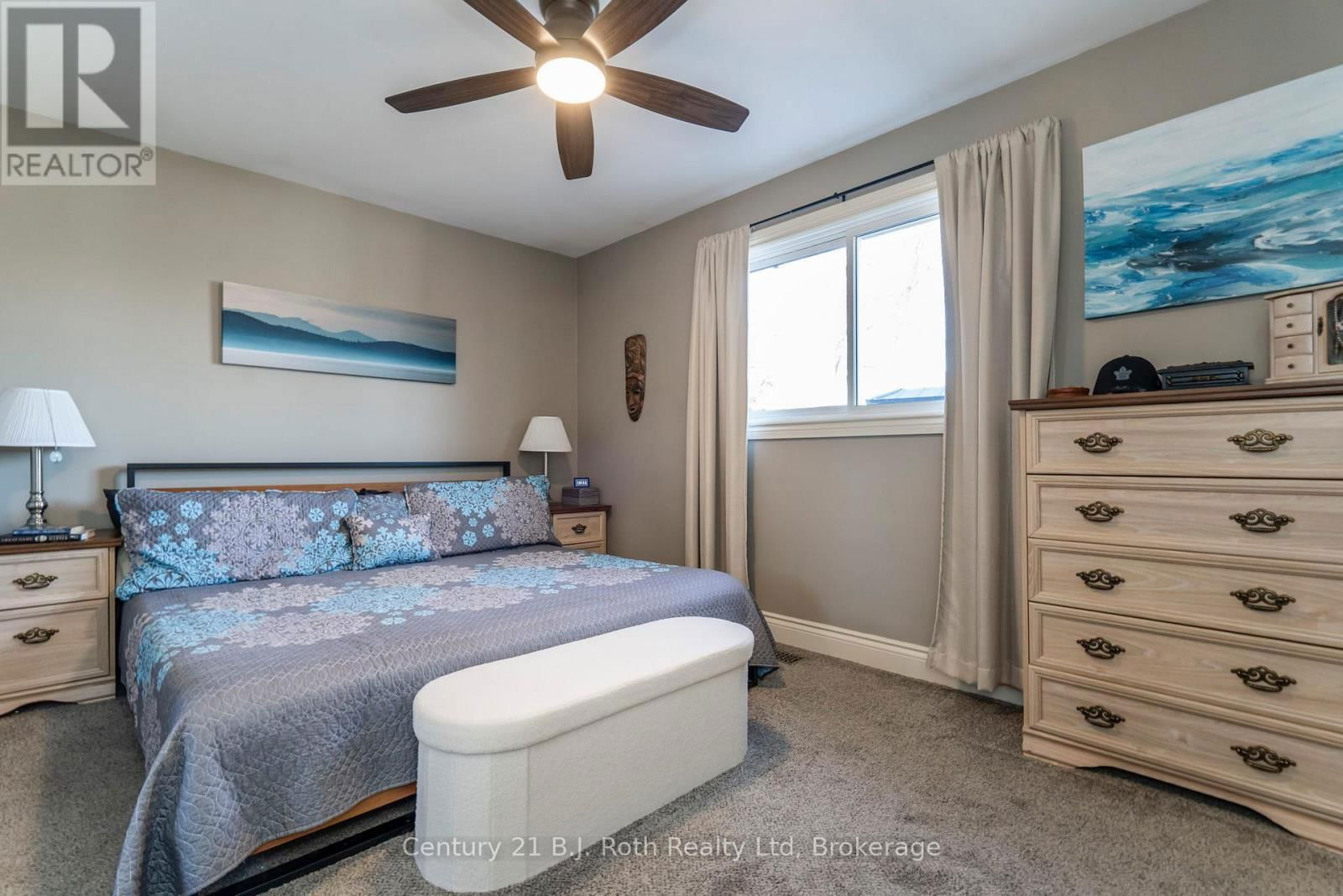 1055 GLEN EAGLES CRESCENT Image 17