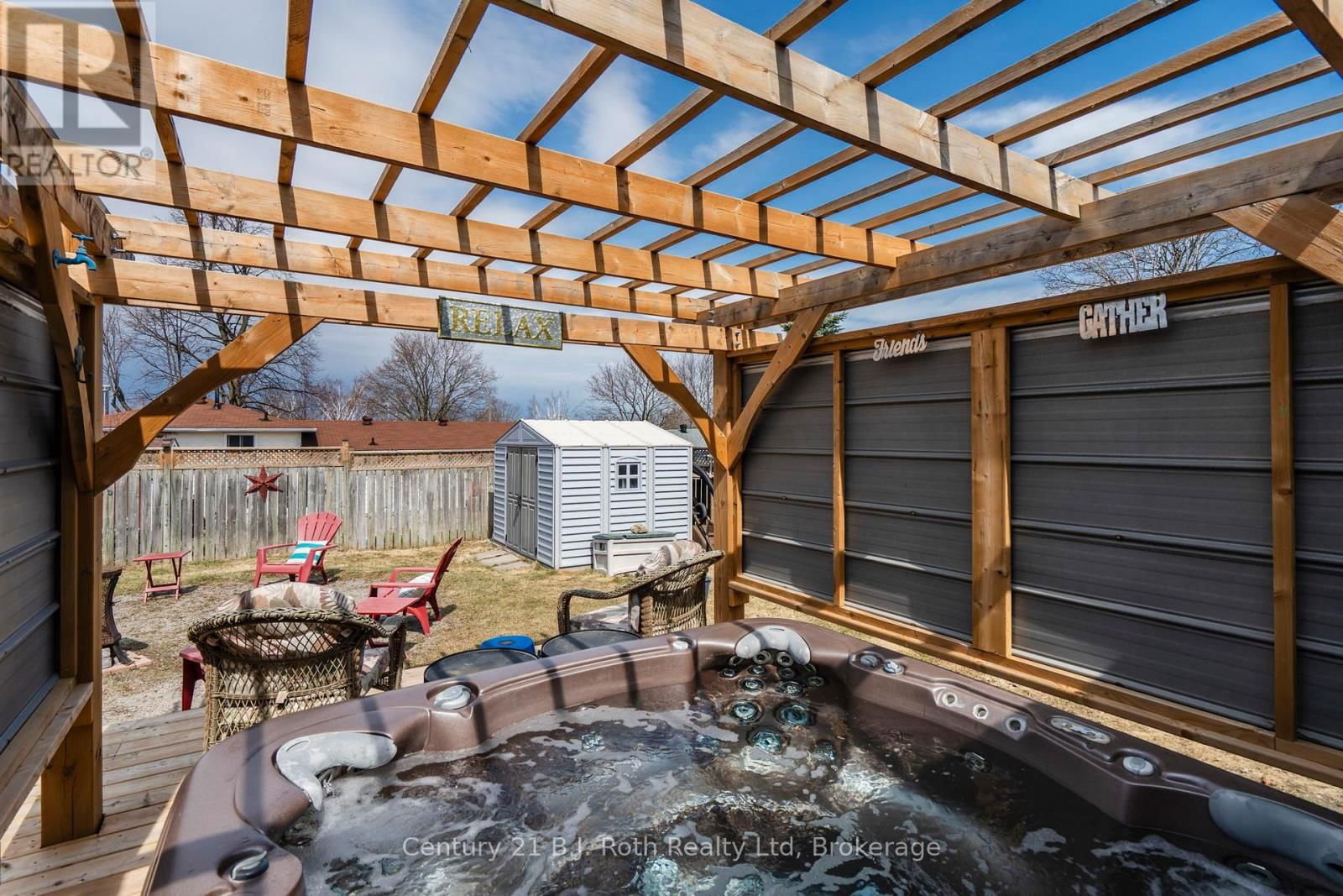 1055 GLEN EAGLES CRESCENT Image 32